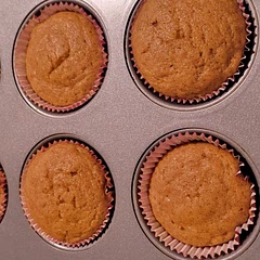 I prefer my pumpkin muffins with a little butter or just cream cheese frosting and haven't decided which to use yet, so these are just the done muffins, but still fantastically good.