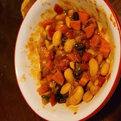 Added carrots (3), one can of white beans, cinnamon, cloves and raisins as a topping. Delicious!