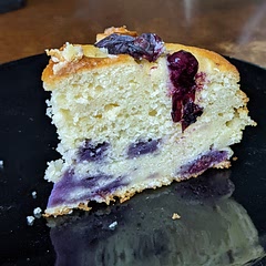 Utterly gorgeous ❤️ and so easy! Needed another 10 minutes on top of the 55 to cook all the way through, probably could have done with another 10 on top of that as the bottom is still a little stodgy but honestly sooooo yummy!