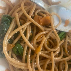 Are a bit before I took the pic but it looked nice lol. It’s nice, I added a bit more sriracha that the suggestion. This would have been nicer with noodles as opposed to spaghetti though. Also felt like it was missing more protein, like chicken or prawns. It was nice though and easy to make. Haven’t decided if I would make it again