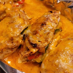 Nice prep time. I didn't see a bake heat so I just had it at 400 degrees. It cooked nicely needed a little longer because my chicken was so thick. Kiddos don't really eat meat so I had to make something else for them.