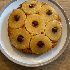 Easy to make. The sponge is almost like syrup sponge, delicious.