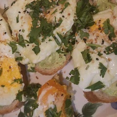 Added lemon juice for the acid and bagel seasoning 😋