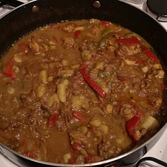 Added 4 diced potatoes, sliced mixed peppers.
Jamaican curry powder https://www.africanbites.com/jamaican-curry-powder/
