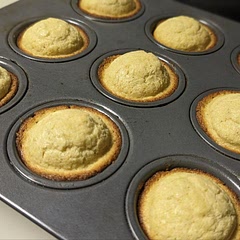 Made in muffin tin. Baked at 350 for about 15 min. E loved it!