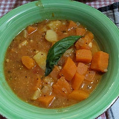 This was delicious, super warm and cozy. Perfect for a fall or winter day. I used potatos instead of baby carrots, and chickpea flour instead of tapioca. Also added some cumin and chilly flakes.