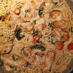 So delicious! I added sundried tomatoes and kale instead of spinach. Absolutely yummy! I also added angel hair pasta. It was "chef's kiss".