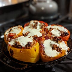 Used hot Italian sausage and fresh mozzarella