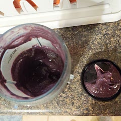 I used a frozen banana, and didn't add the protein powder the first time.
Very rich color; can't wait to reap the benefits of the healthy ingredients!