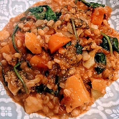 Used about 15 sundried tomatoes and a tin of chopped tomatoes instead of the fire roasted tomato tin. Cajun seasoning instead of creole.  Used 50g more pearl barley to make it thicker. Nice soup and would make again.