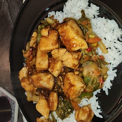 Did mixed veggies instead if just broccoli and made rice in insta pot.