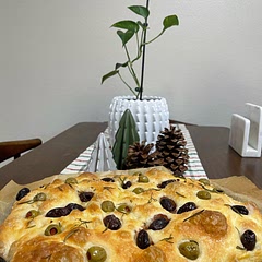 Best focaccia ever! Easy and delicious
