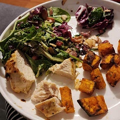 We just did the chicken and it came out amazing.
Definitely saving for later.