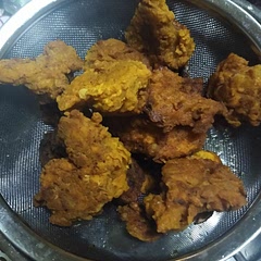 This is the closest I've had to chicken since going vegan. Very very good.