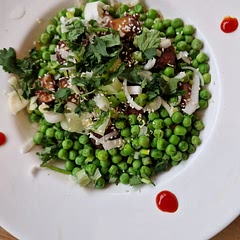 Added some fresh pas. Delicious recipe !