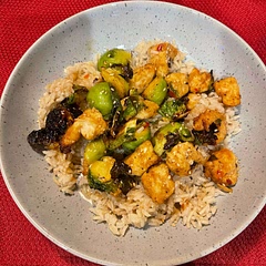 We thought it was delicious, I liked the crispy brussels and the chicken was tasty, our only wishes were that there was more sauce and maybe we could’ve added green onion or bell pepper to it for more substance.