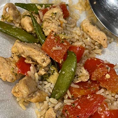 Super easy to make in bulk—will be using this to meal prep. Not the most flavorful, but good enough to eat by myself. Double/Triple up the sauce recipe. It wasn’t enough for the other quantities (especially if you serve over rice)