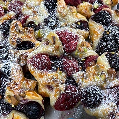 Please check the recipe source for the video instruction.