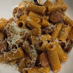 I don’t care for Italian sausage, so I used Johnsonville Smoked Brats. I was out of Parmesan, so I subbed Mozzarella. Otherwise, I made it pretty close to the recipe.