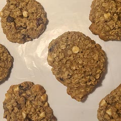 So yummy and not hard to make, at all.  My hubby may eat all of them in one sitting!