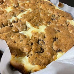 This is super delicious!! Definitely making again!! It’s like a cookie cake!! But with cheesecakey mix through it!! Love love love. My fella loves it too, and popular with friends :)
