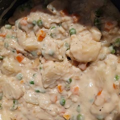 Messed up my roux a bit so it is a bit floury. Overall pretty good thick soup.
I also used frozen peas and carrots as I had that on hand.