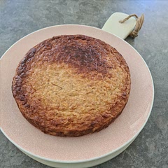 Not dry at all as per previous reviews. Maybe owing to the fact I added less oats than recipe listed. Try 1.5 cups instead for better texture.