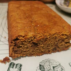 The icing is nice but a bit too sweet for me so I will use half of sugar next time