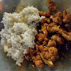 The sauce was the best part of the dish and we'll definitely make it again, but make the cauliflower differently so it's crispier. Paired with rice and ranch for the dip
