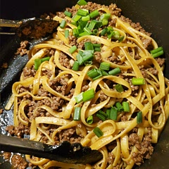 Really good. Whole family liked it. I did three tbsp of b sugar. 1/2 cup of water and 1 tsp of beef base instead of broth. I did 1/4 cup of soy sauce. Used 8oz of noodles and 1.5lbs of ground beef.