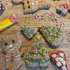 This recipe was really good! I used the 76 portion recipe, but I didn’t get that much cookies