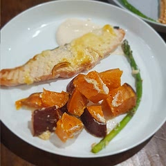 Chose asparagus instead of broccoli and it was delicious