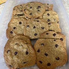 They did seem a little loose and spread out a lot. But very good.. I’ll definitely make them again.