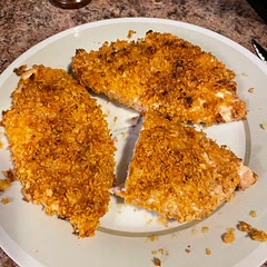 Made 2 separate flavours, one as is and one with corn flakes and 1 tsp ranch powder.  Picture is of leftovers - 4 chicken breasts that I halved to make cutlets.  