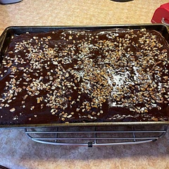 This turned out really well, though my sweetener in the cake batter crystallized and I did use swerve, otherwise very good.