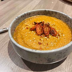 Was lovely and super easy to make - i roasted the veg in the airfryer, wish i had a bigger cauliflower as i didnt taste it in the soup. I added a little more water as it came out a little thick.

Very similar to a lentil dahl but still super nice!