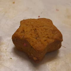 This is just right. I didn't have molasses nor do I know what that even is so I'm glad this recipe doesn't need one. A good base recipe for gingerbread