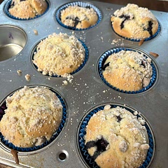 I love how these muffins weren’t too sweet. I made too much of the crumble topping so I’d cut down the ingredients next time. But I’d definitely make these again
