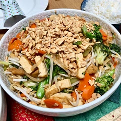 Made this again as part of my Thai themed Christmas lunch feast. I was reminded yet again that this recipe just rocks so hard, it’s so satisfying!