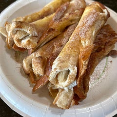 this was easy to make for breakfast. I substituted the cream cheese for sour cream bc I didn’t have any, but I think these would’ve tasted better with it. It’s not really sweet, but it was good