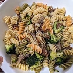Made this with rotini pasta. It was delicious!