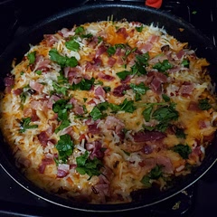 I had left over cooked penne pasta and used it to cook this and it was amazing! Will definitely cook again.