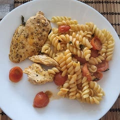 Will definitly make again. In the end I removed the chicken and mixed the pasta in the sauce. Turned out great for meal prep.