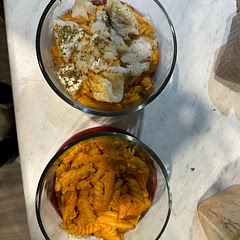 The perfect lunch prep. I added fresh cod to one of mine for some extra protein. Definitely will be part of my meal prep from now on. Taste is great and so easy/quick to do