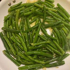 Tasty green beans that cook up quickly. I do add a tiny bit of onion powder to mine.