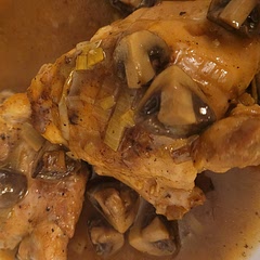 I doubled the mushrooms because I love them and it still felt like it could use more of them. This was delicious!!