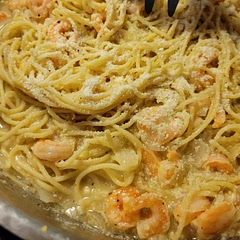 I added shrimp because, why NOT? And the store didn't have any buccatini, so I had to go with normal spaghetti. But everything was GREAT!