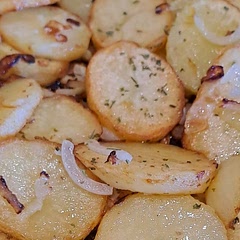 Needed to make it in 2 batches. Added the onion with the second batch when added the first batch back to the pan after browning the second batch.