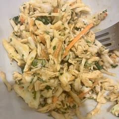 This was so good. I didn’t have red peppers and I used bagged coleslaw to save time. Delicious!