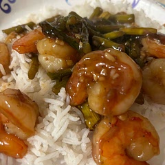Yummy yum! This hit the spot. Only thing I changed was using ginger paste instead of fresh ginger. Wouldn’t change a thing!